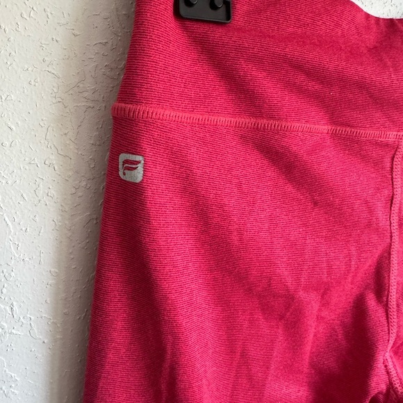 Fabletics Red Define Powerhold Leggings Womens M Athletic Workout - Picture 3 of 4
